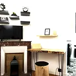 Studio Confortable A Clermont Ferrand 25 M² Proche Centre Ville