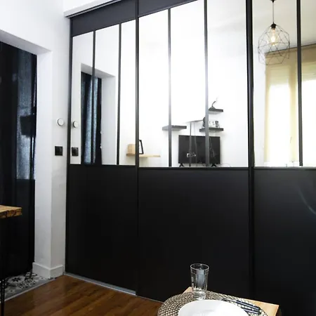 Confortable A Ferrand 25 M² Proche Centre Appartement
